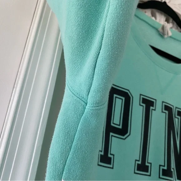 PINK Victoria's Secret Y2K Crewneck Sweatshirt Oversized Athleisure Comfy Sz S - Picture 3 of 6
